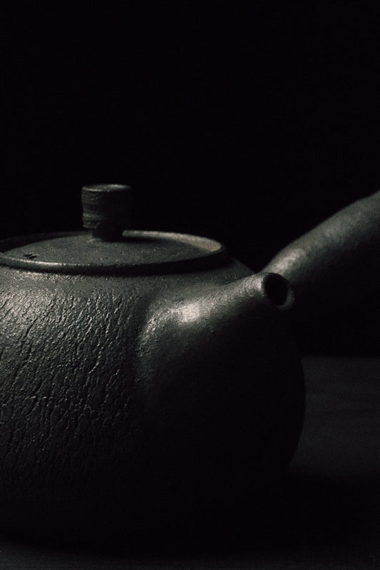 sidehandle teapot | woodfired