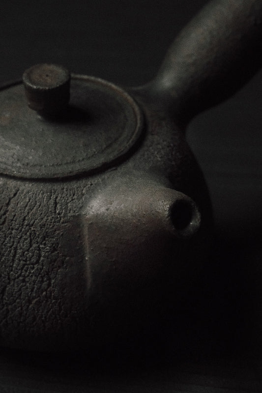 sidehandle teapot | woodfired