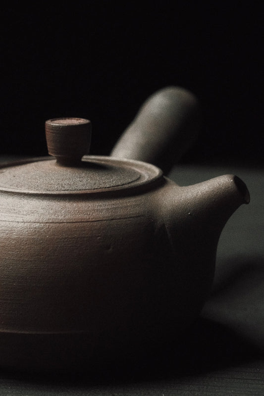 sidehandle teapot | woodfired